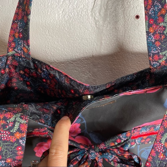 Matilda Jane Floral Heartstrings Tote Easy Clean Pink & Blue Roses - Picture 5 of 10